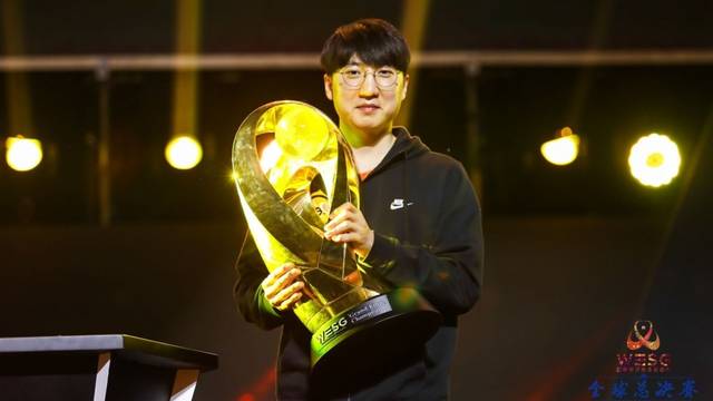 次出手都给 次出手都给