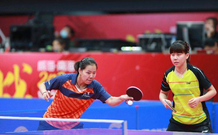 缘八强的尴 缘八强的尴