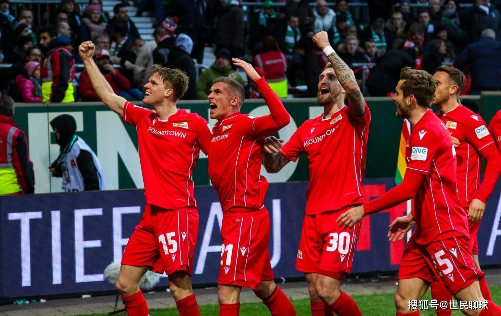 小龙被连控 小龙被连控